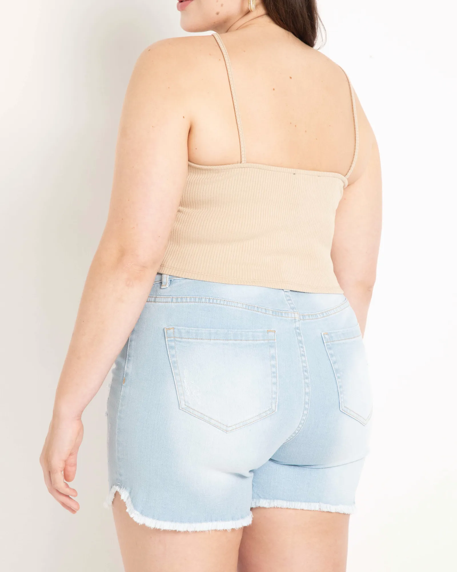 Kennedi Halter Neckline Top | Irish Cream