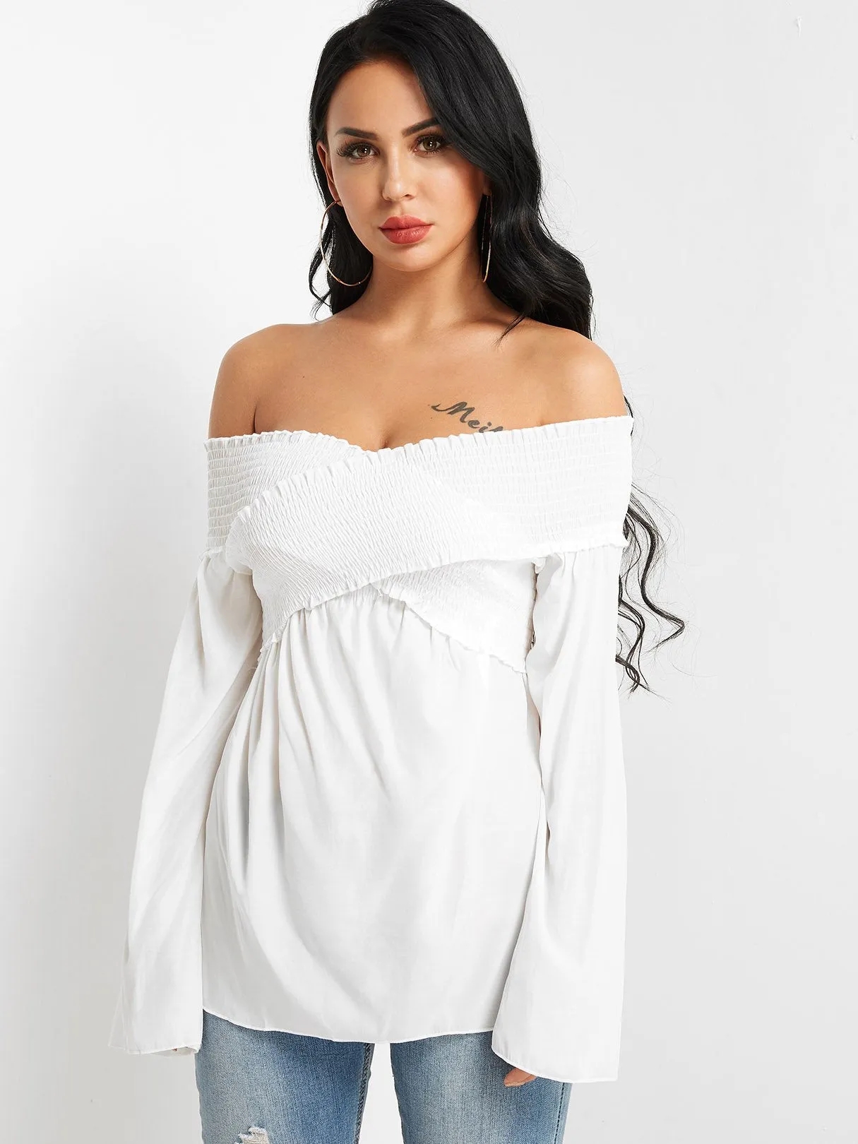 OEM ODM Off The Shoulder Plain Crossed Front Pleated Long Sleeve White Top