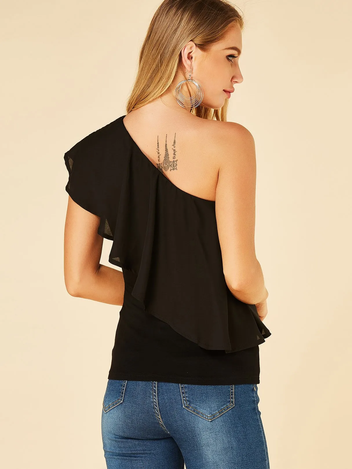 Wholesale One Shoulder Plain Ruffle Trim Sleeveless Black T-Shirts